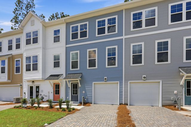 128 Fernbank Road Court, Johns Island, SC 29455
