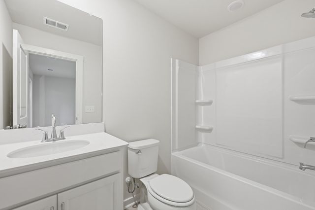 128 Fernbank Road Court, Johns Island, SC 29455