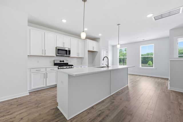 128 Fernbank Road Court, Johns Island, SC 29455
