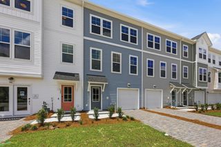 128 Fernbank Road Court, Johns Island, SC 29455