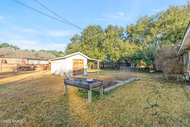 201 Huggins Road, Lafayette, LA 70506