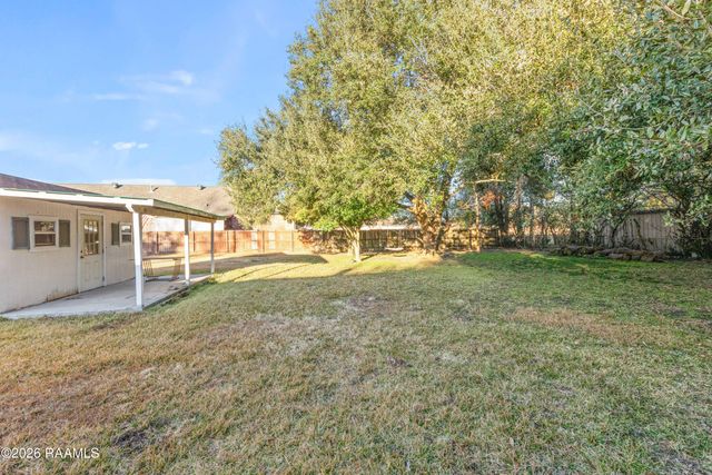 201 Huggins Road, Lafayette, LA 70506