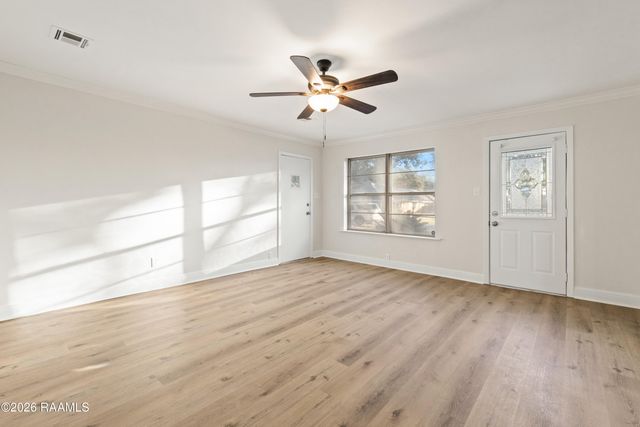 201 Huggins Road, Lafayette, LA 70506