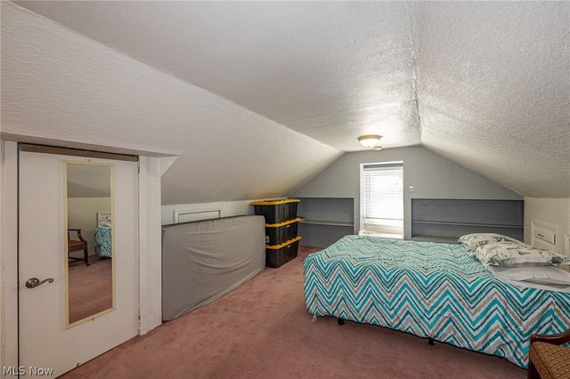 5666 Waterbury Avenue, Maple Heights, OH 44137