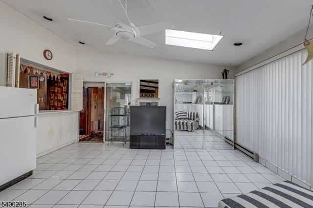 108 N Glenwood Rd, Fanwood Boro, NJ 07023