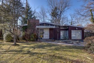 108 N Glenwood Rd, Fanwood Boro, NJ 07023