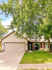 188 Oxford Avenue, Pendleton, IN 46064