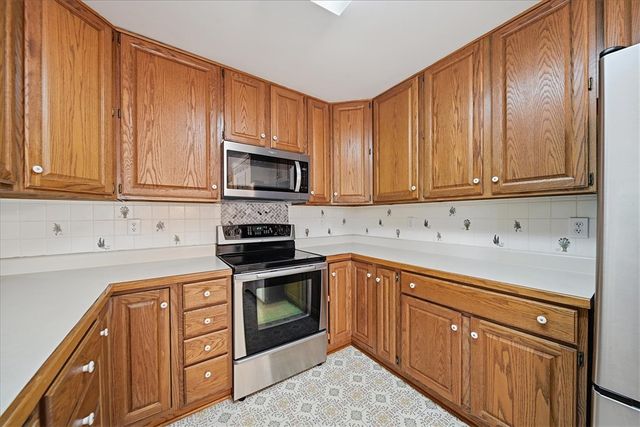 14042 E Camelia Lane, Seneca, SC 29678