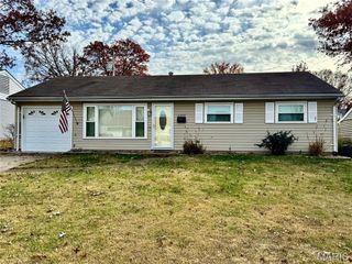 6334 Hurstgreen Lane, Affton, MO 63123