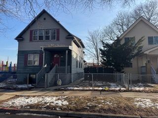 3130 N 37th STREET, Milwaukee, WI 53216