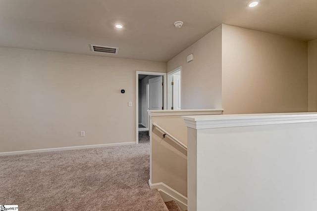 113 Brooks Court, Laurens, SC 29360