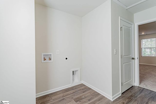 113 Brooks Court, Laurens, SC 29360