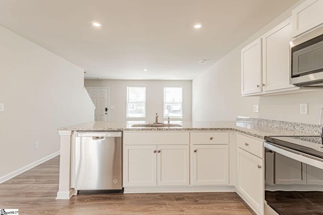 113 Brooks Court, Laurens, SC 29360