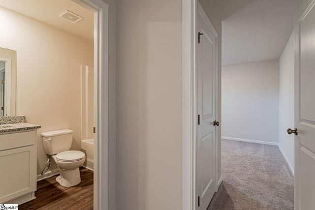 113 Brooks Court, Laurens, SC 29360