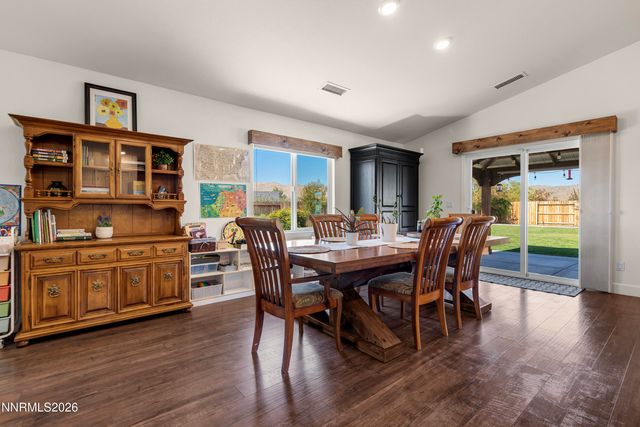 1107 Saffron Woods Way, Sparks, NV 89441
