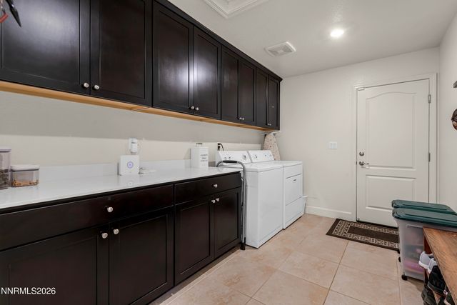 1107 Saffron Woods Way, Sparks, NV 89441