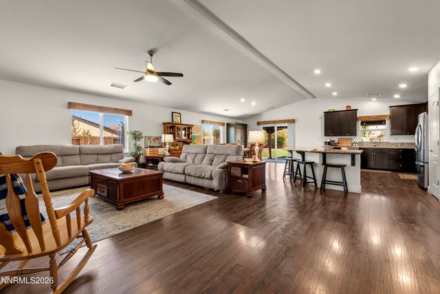 1107 Saffron Woods Way, Sparks, NV 89441