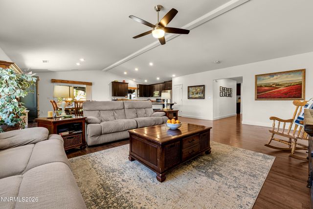 1107 Saffron Woods Way, Sparks, NV 89441