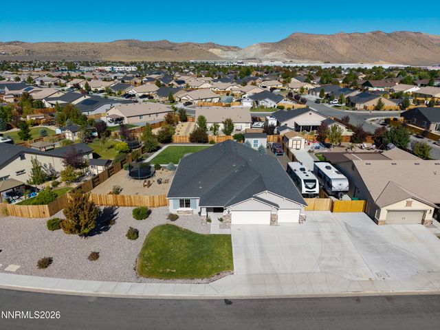 1107 Saffron Woods Way, Sparks, NV 89441