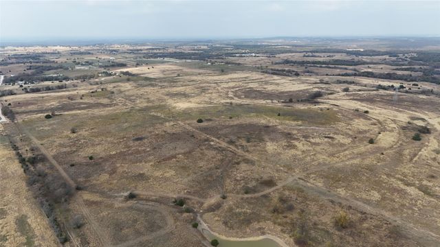 000 County Road 2360, Decatur, TX 76234