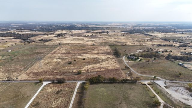 000 County Road 2360, Decatur, TX 76234