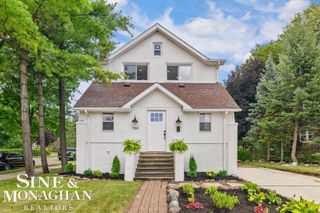 768 Pinecrest Drive, Ferndale, MI 48220