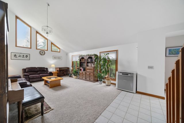 3213 WESTWOOD ESTATES Drive, Erie, PA 16506