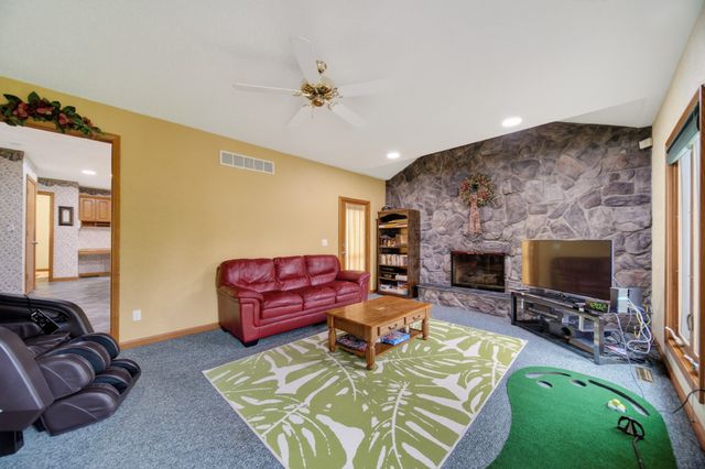 3213 WESTWOOD ESTATES Drive, Erie, PA 16506