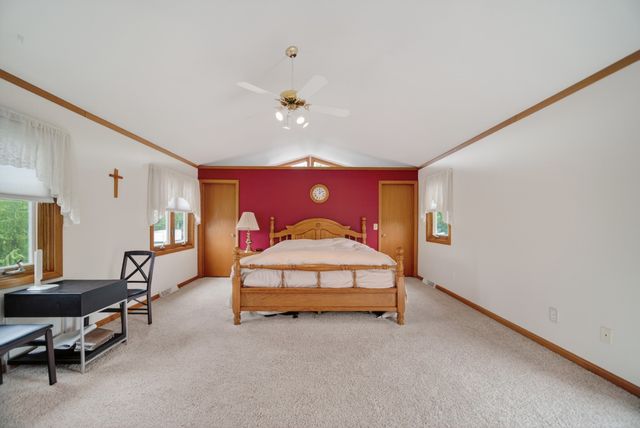 3213 WESTWOOD ESTATES Drive, Erie, PA 16506