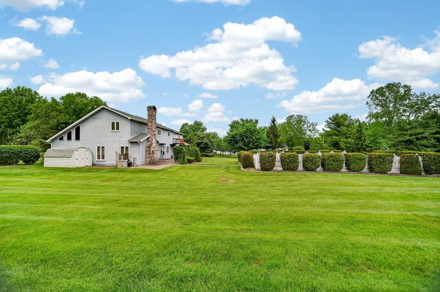 3213 WESTWOOD ESTATES Drive, Erie, PA 16506