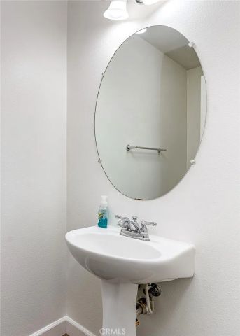 15220 Cambridge, Tustin, CA 92782