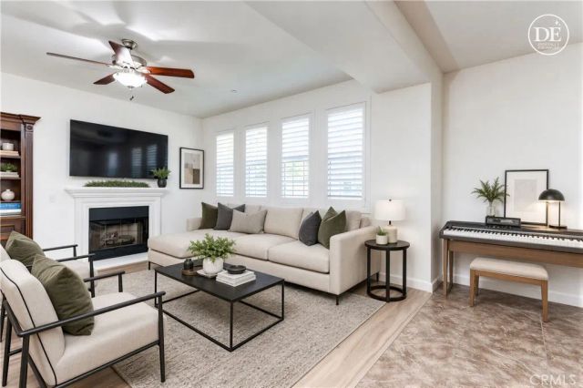 15220 Cambridge, Tustin, CA 92782