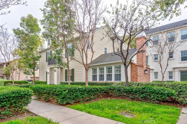 15220 Cambridge, Tustin, CA 92782