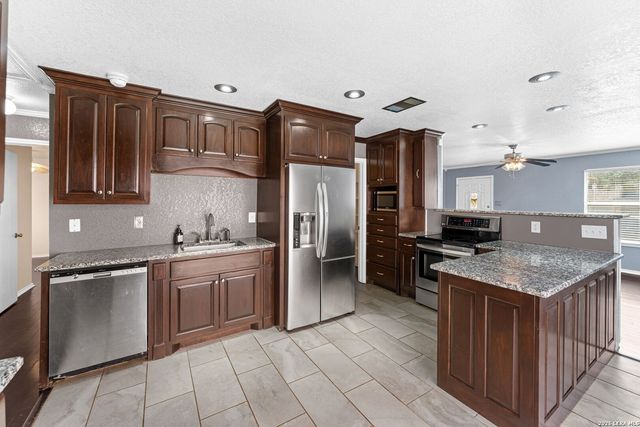 11247 Bushwack, San Antonio, TX 78254