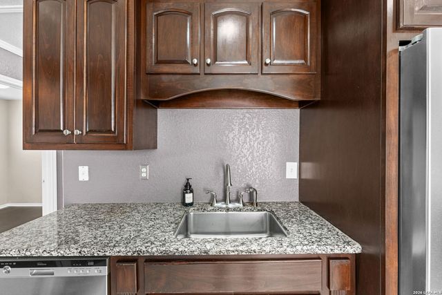 11247 Bushwack, San Antonio, TX 78254