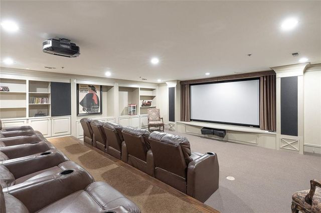 3334 Peachtree NE Road 905, Atlanta, GA 30326