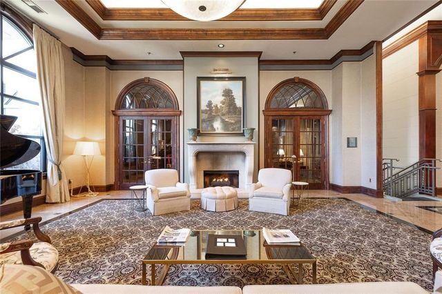 3334 Peachtree NE Road 905, Atlanta, GA 30326