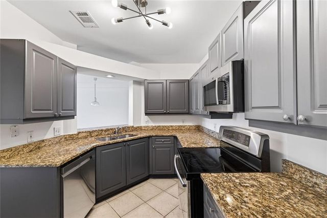 3334 Peachtree NE Road 905, Atlanta, GA 30326