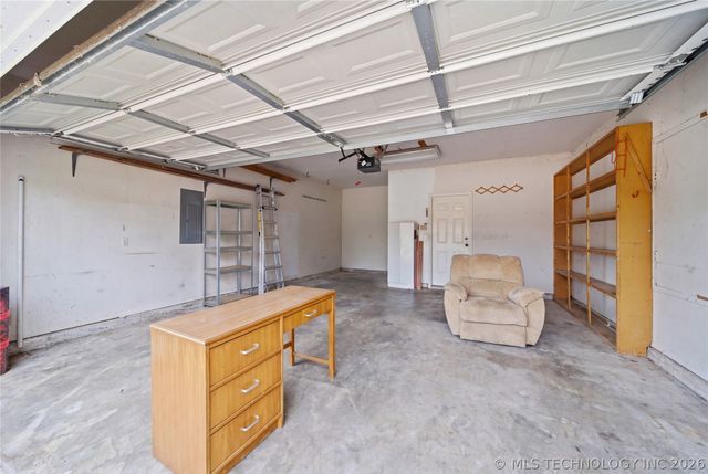 7926 S 78th East Avenue, Tulsa, OK 74133