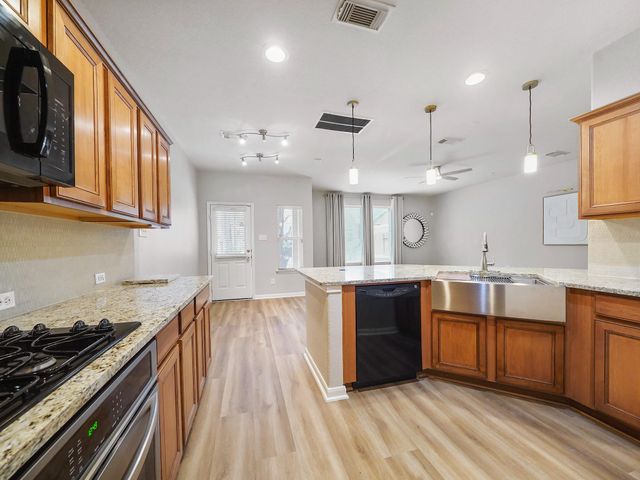 17814 Arapaho Hill Lane, Humble, TX 77346