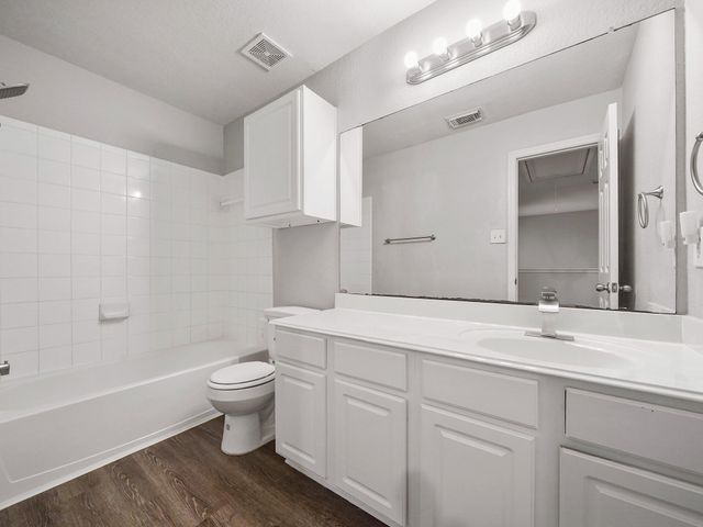 17814 Arapaho Hill Lane, Humble, TX 77346