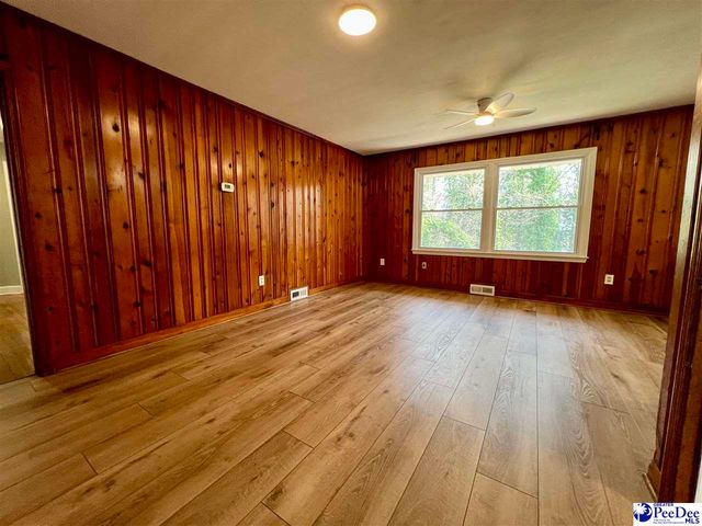 220 Laurel Ave., Chesterfield, SC 29709