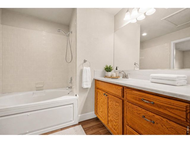 5775 29th St 210, Greeley, CO 80634