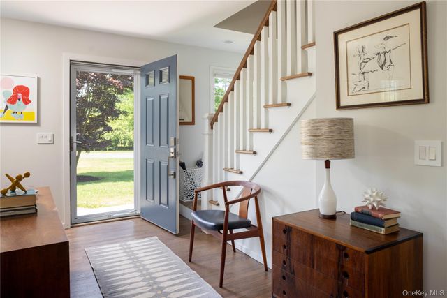 1050 Bayview Avenue, Southold, NY 11971