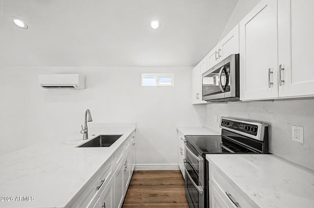 521 W MARIPOSA Street 1, Phoenix, AZ 85013