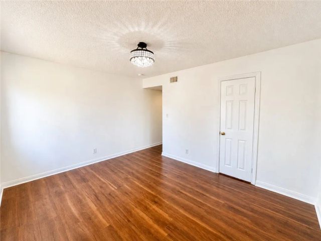 20355 Itasca Street, Chatsworth, CA 91311