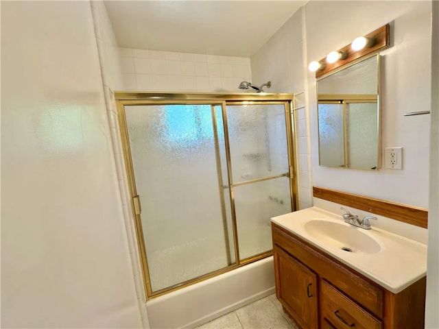 20355 Itasca Street, Chatsworth, CA 91311