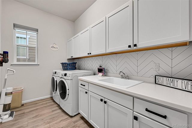 5018 SilverHare Court, Castle Rock, CO 80104