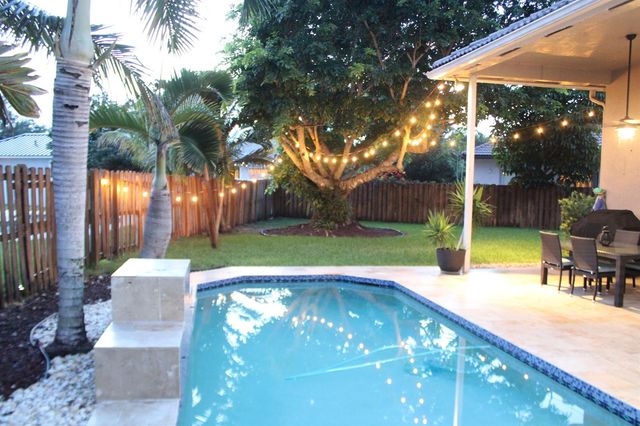 12944 NW 21ST Street, Pembroke Pines, FL 33028