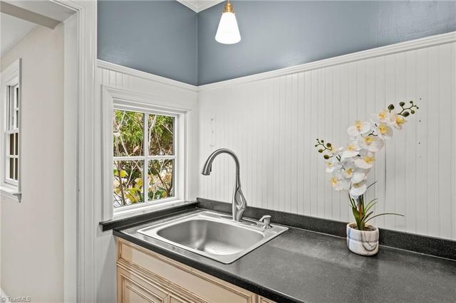 421 Gatewood Avenue, High Point, NC 27262